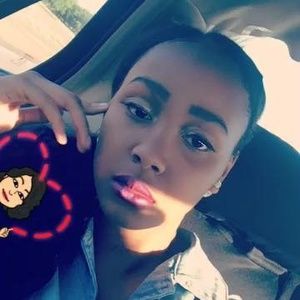 Meet your Posher, Kyria